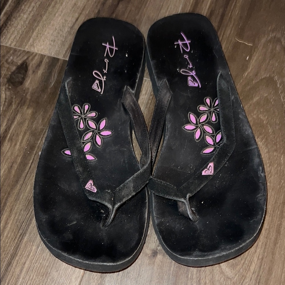 Roxy Black Flip Flops with Pink Floral Design
